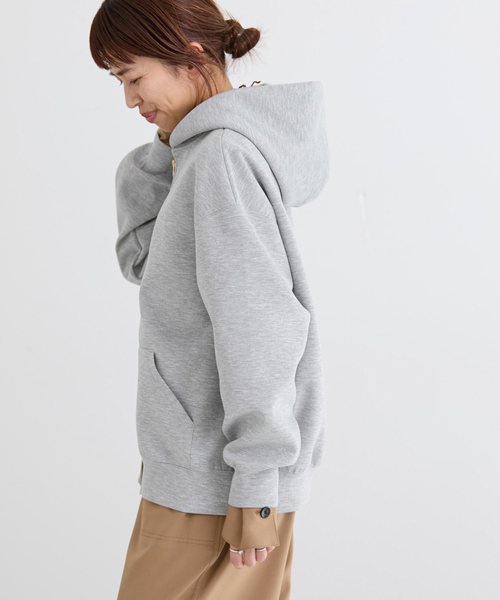 IENA(イエナ)の「《セットアップ対応》ダンボールニットフーディ(パーカー・レディース・チャコールグレー/ブラック系その他・FREE)」の15枚目の写真