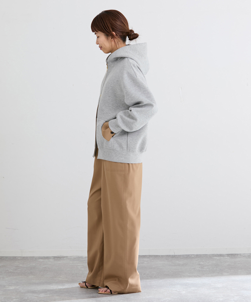 IENA(イエナ)の「《セットアップ対応》ダンボールニットフーディ(パーカー・レディース・チャコールグレー/ブラック系その他・FREE)」の18枚目の写真