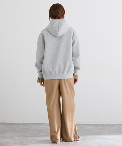 IENA(イエナ)の「《セットアップ対応》ダンボールニットフーディ(パーカー・レディース・チャコールグレー/ブラック系その他・FREE)」の19枚目の写真