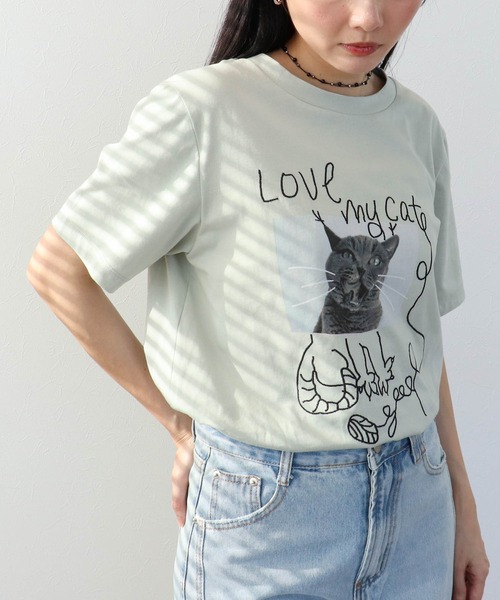Three Four Time(スリーフォータイム)の「CAT落書き刺繍Tシャツ(Tシャツ/カットソー・レディース・オフホワイト/グレー・FREE)」の1枚目の写真