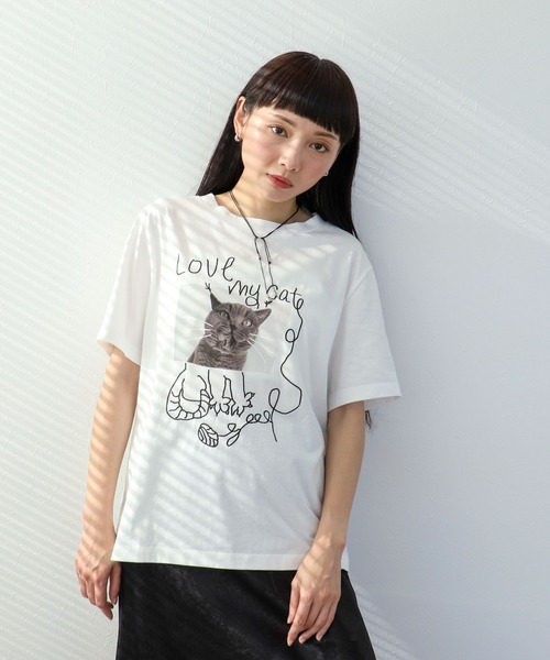 Three Four Time(スリーフォータイム)の「CAT落書き刺繍Tシャツ(Tシャツ/カットソー・レディース・オフホワイト/グレー・FREE)」の4枚目の写真