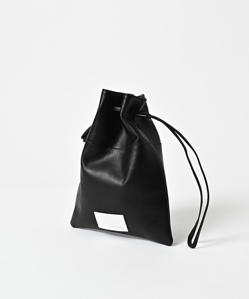 ADAM PATEK(アダムパテック)の「【SR】【it】【ADAMPATEK】water repellent leather mini drawstring bag/撥水レザーミニ巾着バッグ/AP2619006(ハンドバッグ・レディース・ブラック・FREE)」の2枚目の写真