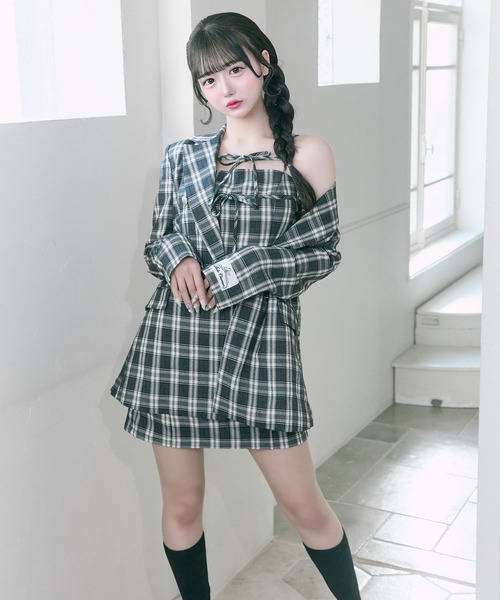 OLIVE des OLIVE（オリーブデオリーブ）の「【Belle Charme】Slim Line Long Tailored Jacket（テーラードジャケット・レディース・グレイッシュベージュ/ブラック系その他/ベージュ系その他・FREE）」の7枚目の写真