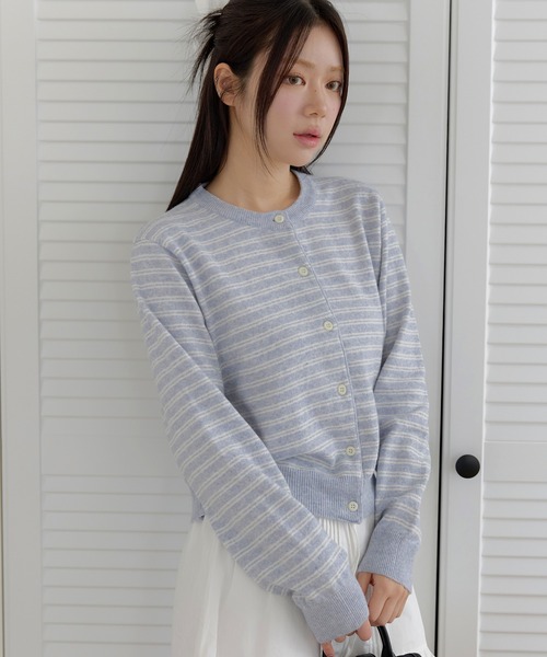 UNE MANSION(ユヌマンション)の「バイカラーボーダーラブリーデイリーニット(カーディガン/ボレロ・レディース・スカイブルー/アイボリー/ネイビー/ピンク・FREE)」の14枚目の写真