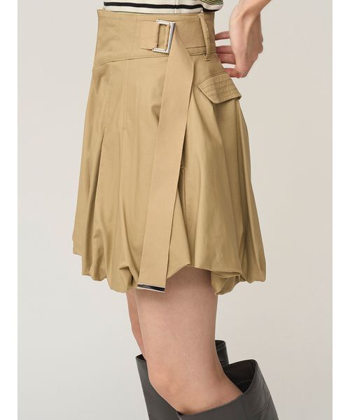 SNIDEL(スナイデル)の「バルーンサファリショートパンツ(その他パンツ・レディース・ベージュ/インディゴブルー/ホワイト・0/1)」の8枚目の写真