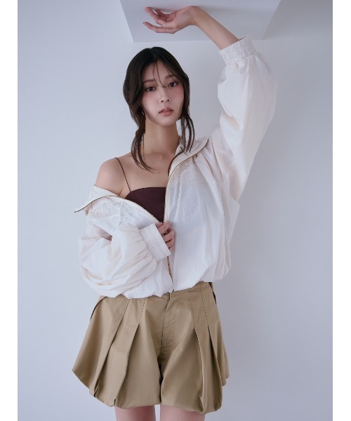 SNIDEL(スナイデル)の「バルーンサファリショートパンツ(その他パンツ・レディース・ベージュ/インディゴブルー/ホワイト・0/1)」の3枚目の写真