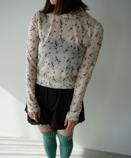 SANSeLF（サンセルフ）の「【SANSeLF】フラワーシアートップス saw26s030（その他トップス・レディース・ブラック/オレンジ・FREE）」の22枚目の写真