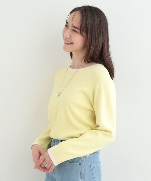 SHOO・LA・RUE（シューラルー）の「【洗濯機可/S-LL/アンサンブル可】すっきりと好印象 配色クルーネックニット（ニット/セーター・レディース・ライトグレー系4/ライトイエロー系5/ブルー系9/ネイビー系4・02/03/04/01）」の11枚目の写真