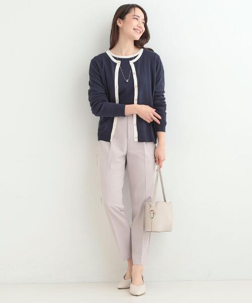 SHOO・LA・RUE（シューラルー）の「【洗濯機可/S-LL/アンサンブル可】すっきりと好印象 配色クルーネックニット（ニット/セーター・レディース・ライトグレー系4/ライトイエロー系5/ブルー系9/ネイビー系4・02/03/04/01）」の22枚目の写真