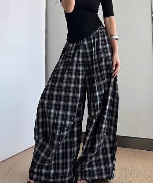 CANVAS+(キャンバスプラス)の「【CANVAS+】チェック柄ワイドルーズパンツ(その他パンツ・レディース・ブラック/ホワイト・M)」の9枚目の写真