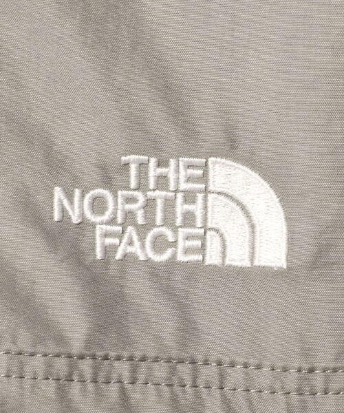 THE NORTH FACE(ザノースフェイス)の「<THE NORTH FACE>コンパクト ジャケット 2(ナイロンジャケット・レディース・ブラック/グレー系・M)」の9枚目の写真