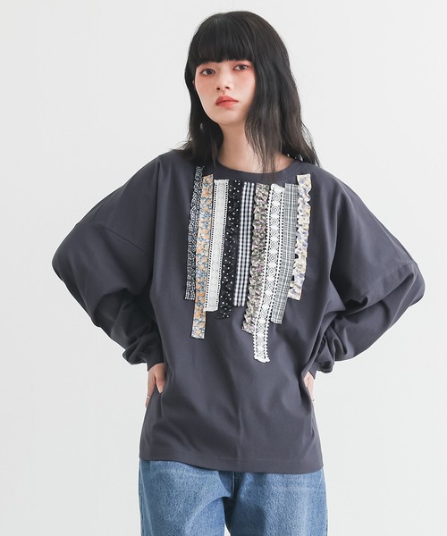 somari imagination(ソマリ イマジネーション)の「『プリントテープデザインカットソー』(Tシャツ/カットソー・レディース・オフホワイト/チャコール・FREE)」の14枚目の写真