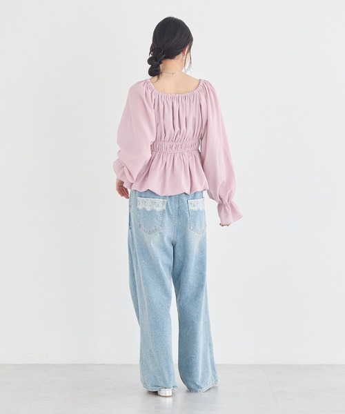 earth music&ecology(アースミュージックアンドエコロジー)の「バルーンヘムブラウス(シャツ/ブラウス・レディース・オフホワイト/ブラック/ピンク・FREE)」の17枚目の写真