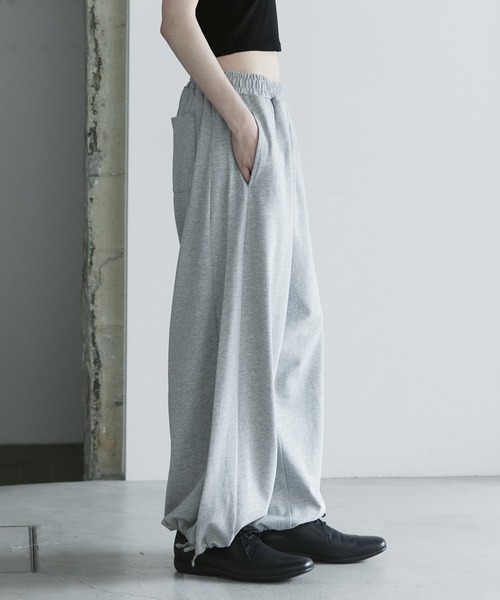 remer(リメール)の「loose sweat ankle PT / ルーズスウェットアンクルパンツ(スウェットパンツ・メンズ・グレー/ブラック・LARGE/MEDIUM/SMALL/X-SMALL)」の10枚目の写真