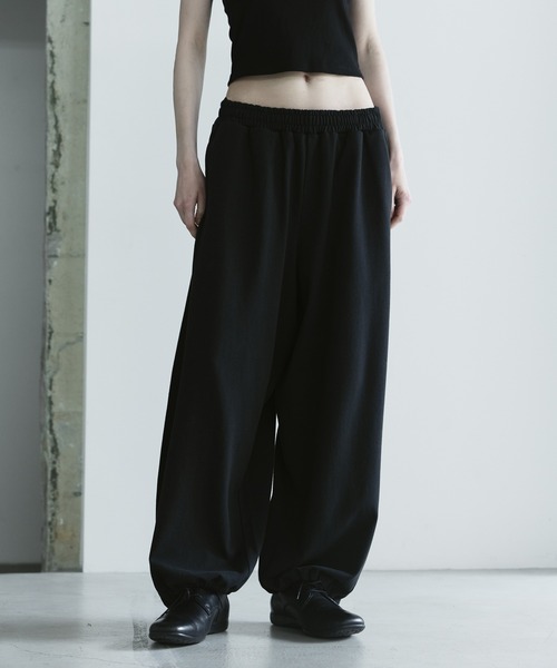 remer(リメール)の「loose sweat ankle PT / ルーズスウェットアンクルパンツ(スウェットパンツ・メンズ・グレー/ブラック・LARGE/MEDIUM/SMALL/X-SMALL)」の13枚目の写真