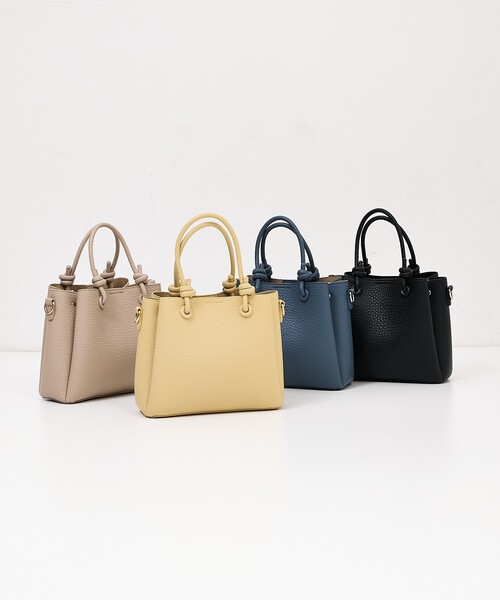 soeur(スール)の「●SOEUR/2WAYスクエアミニダブルショルダー(ショルダーバッグ・レディース・ブラック/アイボリー/ブルー/イエロー/ネイビー/ベージュ・フリー)」の20枚目の写真