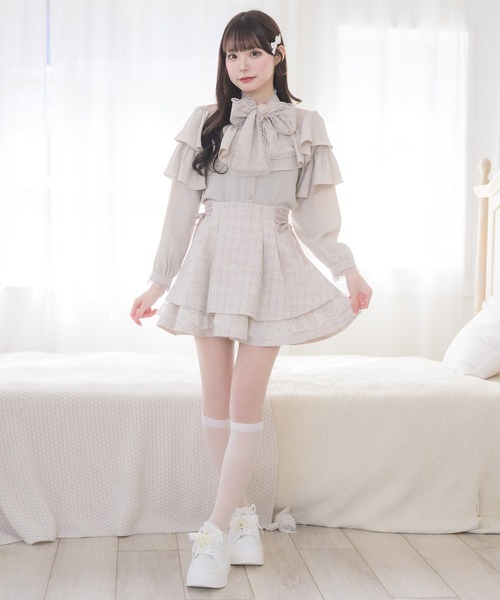 couture BY ROJITA(クチュールバイロジータ)の「ラッフルボリュームブラウス(シャツ/ブラウス・レディース・ホワイト/ブラック/ベージュ・FREE)」の15枚目の写真