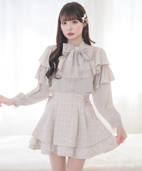 couture BY ROJITA(クチュールバイロジータ)の「ラッフルボリュームブラウス(シャツ/ブラウス・レディース・ホワイト/ブラック/ベージュ・FREE)」の21枚目の写真