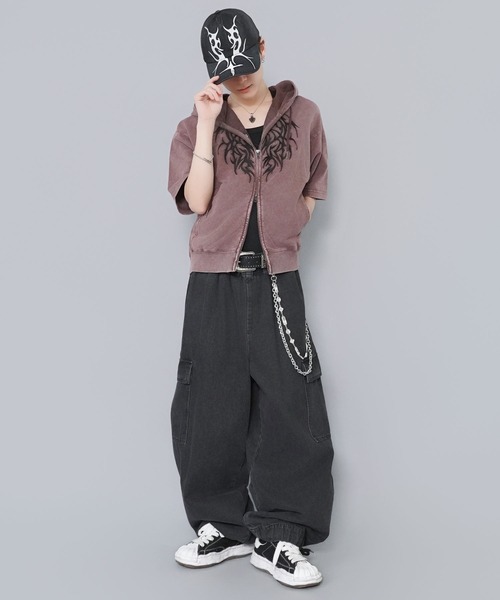 SPINNS（スピンズ）の「短丈半袖ダブルジップパーカー/トライバル刺繍/スノーウォッシュ加工（パーカー・メンズ・ブラック/ブラック系その他/ブラウン系その他/グリーン系その他・ONESIZE）」の20枚目の写真