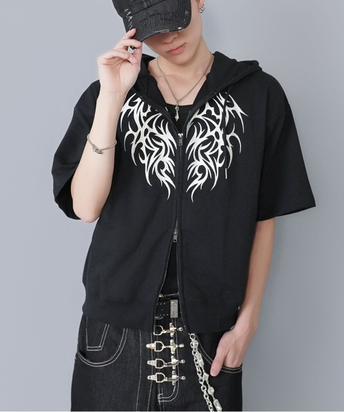 SPINNS（スピンズ）の「短丈半袖ダブルジップパーカー/トライバル刺繍/スノーウォッシュ加工（パーカー・メンズ・ブラック/ブラック系その他/ブラウン系その他/グリーン系その他・ONESIZE）」の9枚目の写真