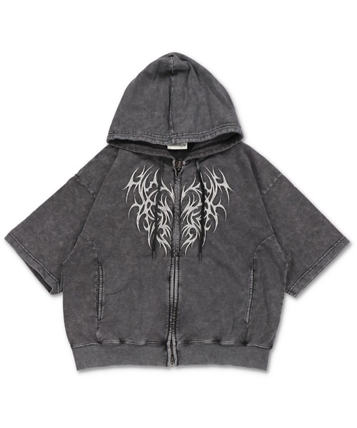 SPINNS（スピンズ）の「短丈半袖ダブルジップパーカー/トライバル刺繍/スノーウォッシュ加工（パーカー・メンズ・ブラック/ブラック系その他/ブラウン系その他/グリーン系その他・ONESIZE）」の5枚目の写真