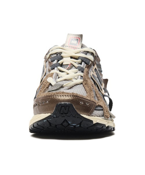 NEW BALANCE(ニューバランス)の「New Balance 1906A(ニューバランス 1906A)(スニーカー・メンズ・グレー系/ブラウン系・28.5cm/28cm/27.5cm/27cm/26.5cm/26cm/25.5cm/25cm/30cm/29cm)」の15枚目の写真