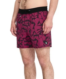VOLCOM(�{���R��)��VOLCOM/�{���R�� ���� �C�p�� �g�����N�X �T�[�t�p���c LIDO PRINT TRUNK 16 V_A2512506(����)