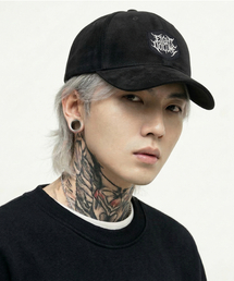 EIGHTVOLUME（エイトボリューム）の「EVメタルロゴスエードベーシックボールキャップ(ブラック)（キャップ）」