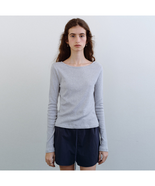 URAGO(ユラーゴ)の「Stripe boatneck t-shirt(Tシャツ/カットソー・レディース・チャコールグレー/ブラック/ブルー・FREE)」の2枚目の写真