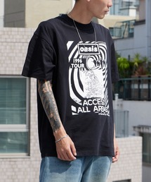 PLEASURES（プレジャー）の「PLEASURES/プレジャーズ ALL ACCESS T-SHIRT oasis クルーネック プリントTシャツ バンドTシャツ 2026年 夏 夏服（Tシャツ/カットソー）」
