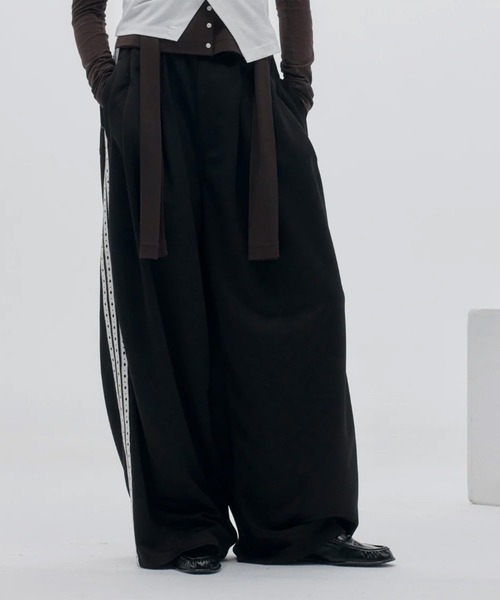 BASICKS(ベイシックス)の「Folding Truck Jersey Trousers(スウェットパンツ・レディース・ブラック・X-SMALL)」の1枚目の写真
