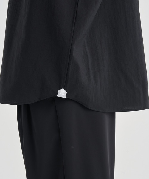 RAINMAKER(レインメーカー)の「【RAINMAKER/レインメーカー】PULL OVER S/S SHIRT(Tシャツ/カットソー・メンズ・ダークグレー/ブラック・4/5)」の9枚目の写真