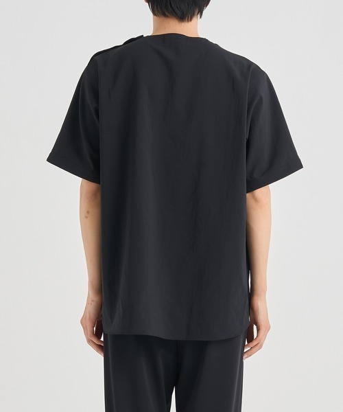 RAINMAKER(レインメーカー)の「【RAINMAKER/レインメーカー】PULL OVER S/S SHIRT(Tシャツ/カットソー・メンズ・ダークグレー/ブラック・4/5)」の7枚目の写真