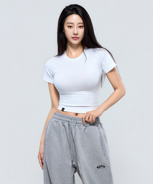 PHYSICAL GARMENTS（フィジカルガーメンツ）の「P5077 モーダルスパン ベーシック スリムフィット 半袖 [2COLOR]（Tシャツ/カットソー・レディース・ブラック/ホワイト・SMALL/MEDIUM/LARGE）」の12枚目の写真