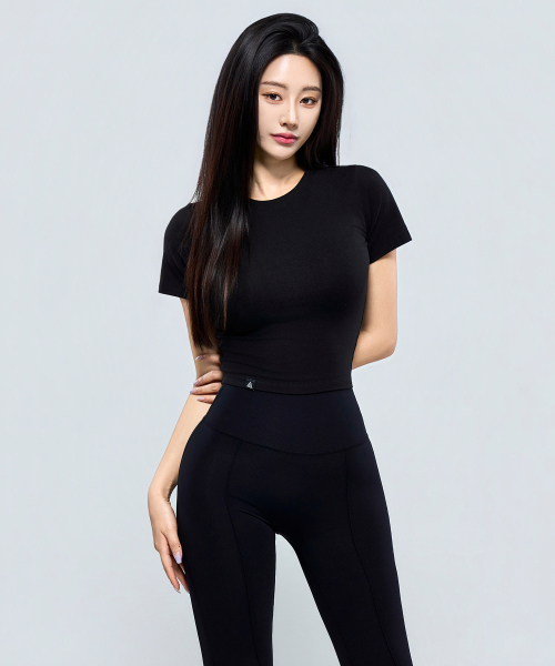 PHYSICAL GARMENTS（フィジカルガーメンツ）の「P5077 モーダルスパン ベーシック スリムフィット 半袖 [2COLOR]（Tシャツ/カットソー・レディース・ブラック/ホワイト・SMALL/MEDIUM/LARGE）」の18枚目の写真