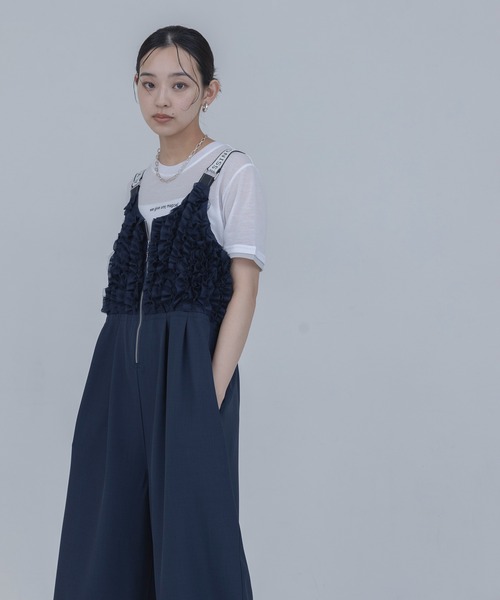 Eimee Law（エイミーロウ）の「フリルビスチェ サロペット（サロペット/オーバーオール・レディース・ブラック/ネイビー・FREE）」の7枚目の写真