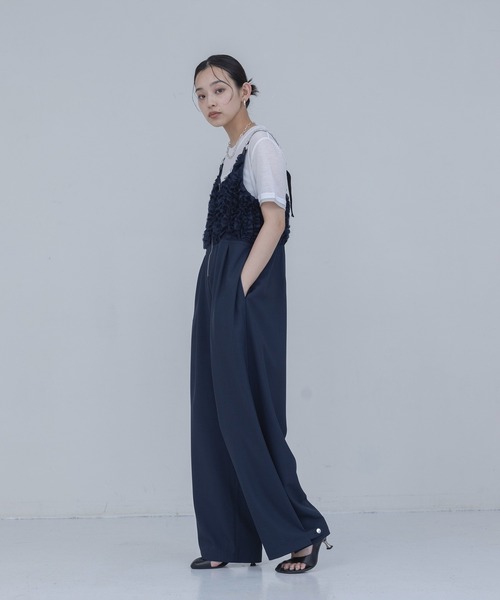 Eimee Law（エイミーロウ）の「フリルビスチェ サロペット（サロペット/オーバーオール・レディース・ブラック/ネイビー・FREE）」の4枚目の写真