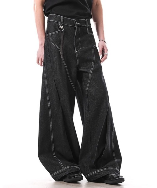 WESTBOY(ウエストボーイ)の「Y2K タック切り替え ワイドデニムパンツ WO26S11PT01(デニムパンツ・メンズ・ブラック・L/XL/M)」の2枚目の写真