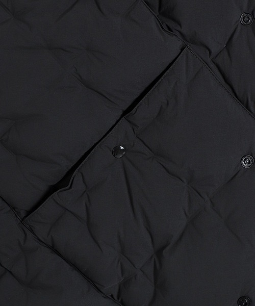 CMF OUTDOOR GARMENT（シーエムエフアウトドアガーメント）の「CMF OUTDOOR GARMENT / シーエムエフ アウトドア ガーメント：CMF WOVEN DOWN CREW：CMF2502-J05C[AST]（ダウンジャケット/コート・メンズ・ブラック/グレー・L）」の6枚目の写真