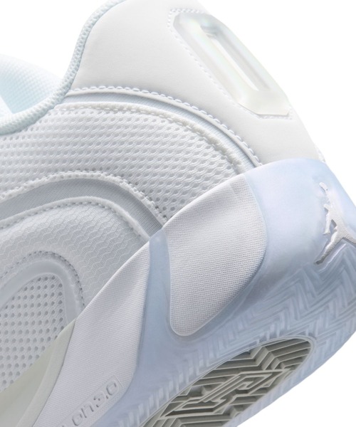JORDAN BRAND(ジョーダンブランド)の「【別注】ジョーダン ジョーダン TATUM 4 PF 限定コラボ(スニーカー・メンズ・ホワイト・25.0cm/25.5cm/26.0cm/26.5cm/27.0cm/27.5cm/28.0cm/28.5cm/29.0cm/29.5cm/30.5cm)」の4枚目の写真