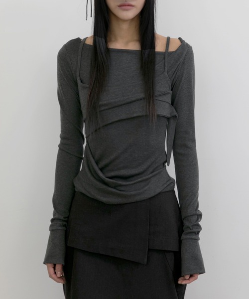 FLAREUP(フレアアップ)の「【FLAREUP】Layered Bustier Long Sleeve / 【フレアアップ】レイヤードビスチェ長袖Tシャツ(Tシャツ/カットソー・レディース・チャコール/ベージュ/グレー/ブラック・ONE SIZE)」の3枚目の写真