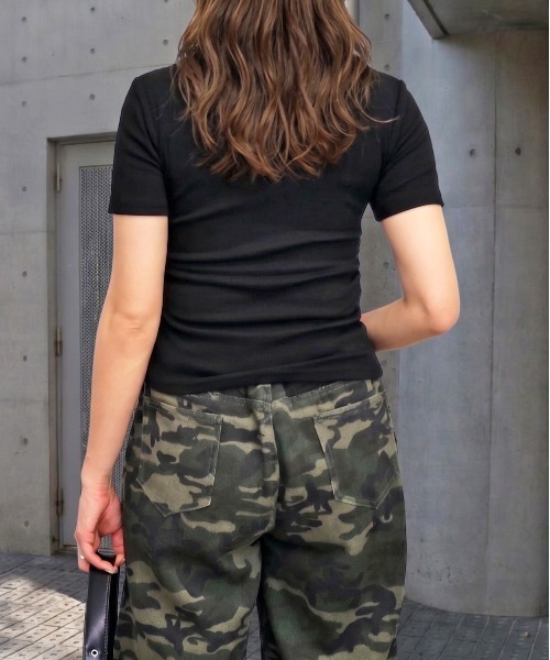 FUN(ファン)の「ラインストーンレイヤードプルオーバー(Tシャツ/カットソー・レディース・チャコールグレー/オフホワイト/ブラック・FREE)」の5枚目の写真