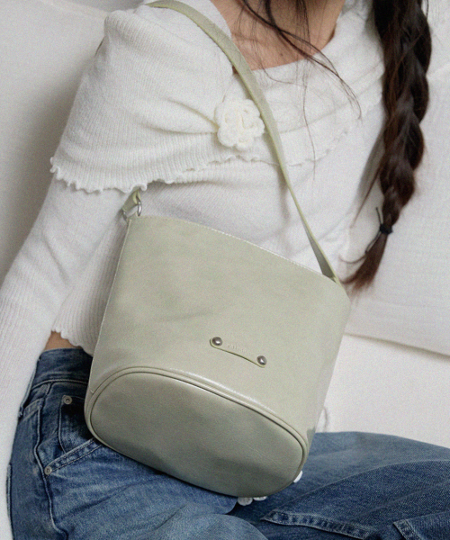 RAIMENT(レイメント)の「Stud Band Basket Bag_Light Khaki(ショルダーバッグ・レディース・その他・FREE)」の14枚目の写真