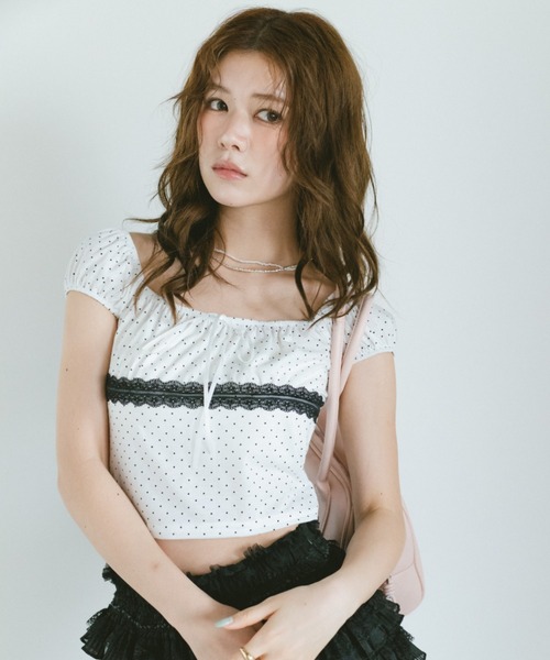 VANNIE U(ヴァニーユー)の「レース切り替えドットミニパフスリーブトップス(Tシャツ/カットソー・レディース・ホワイト/ブラック・FREE)」の18枚目の写真