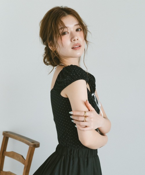VANNIE U(ヴァニーユー)の「レース切り替えドットミニパフスリーブトップス(Tシャツ/カットソー・レディース・ホワイト/ブラック・FREE)」の7枚目の写真