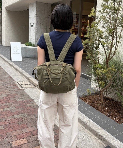 UNDERSTATEMENTs(アンダーステイトメント)の「【ユニセックス】2WAYヴィンテージライクバックパック/リュック/通勤通学(ショルダーバッグ・メンズ・ワイン/グリーン/ブラック・FREE)」の17枚目の写真