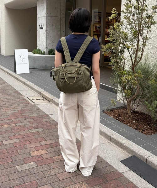 UNDERSTATEMENTs(アンダーステイトメント)の「【ユニセックス】2WAYヴィンテージライクバックパック/リュック/通勤通学(ショルダーバッグ・メンズ・ワイン/グリーン/ブラック・FREE)」の21枚目の写真