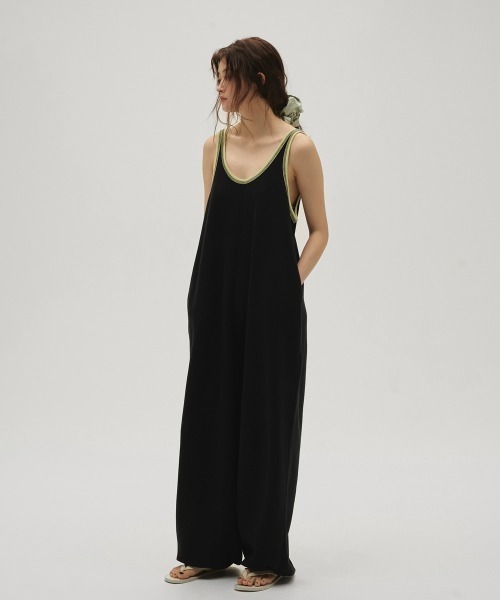 TODAYFUL(トゥデイフル)の「Cotton Bi-color Combinaison(サロペット/オーバーオール・レディース・ブラウン/アイボリー/インディゴブルー・38inch/36inch)」の3枚目の写真
