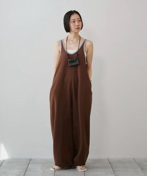 TODAYFUL(トゥデイフル)の「Cotton Bi-color Combinaison(サロペット/オーバーオール・レディース・ブラウン/アイボリー/インディゴブルー・38inch/36inch)」の6枚目の写真