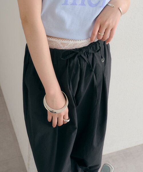 mystic(ミスティック)の「【レイヤード風デザイン/3サイズ展開】ウエストレースイージーパンツ(その他パンツ・レディース・オフホワイト/ブラウン/ブラック・2/1/0)」の12枚目の写真